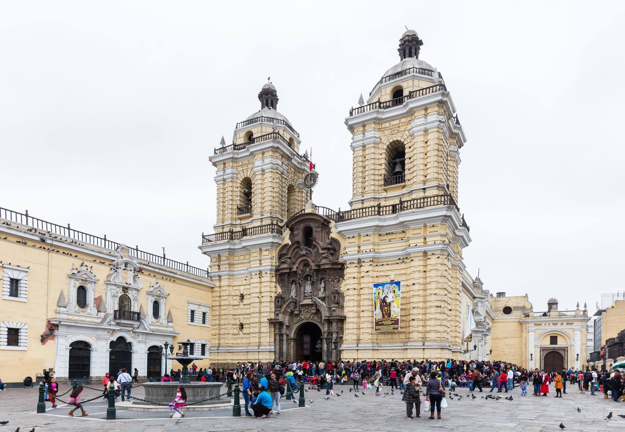 Site of Francis of Solano remains in Lima Peru.jpg
